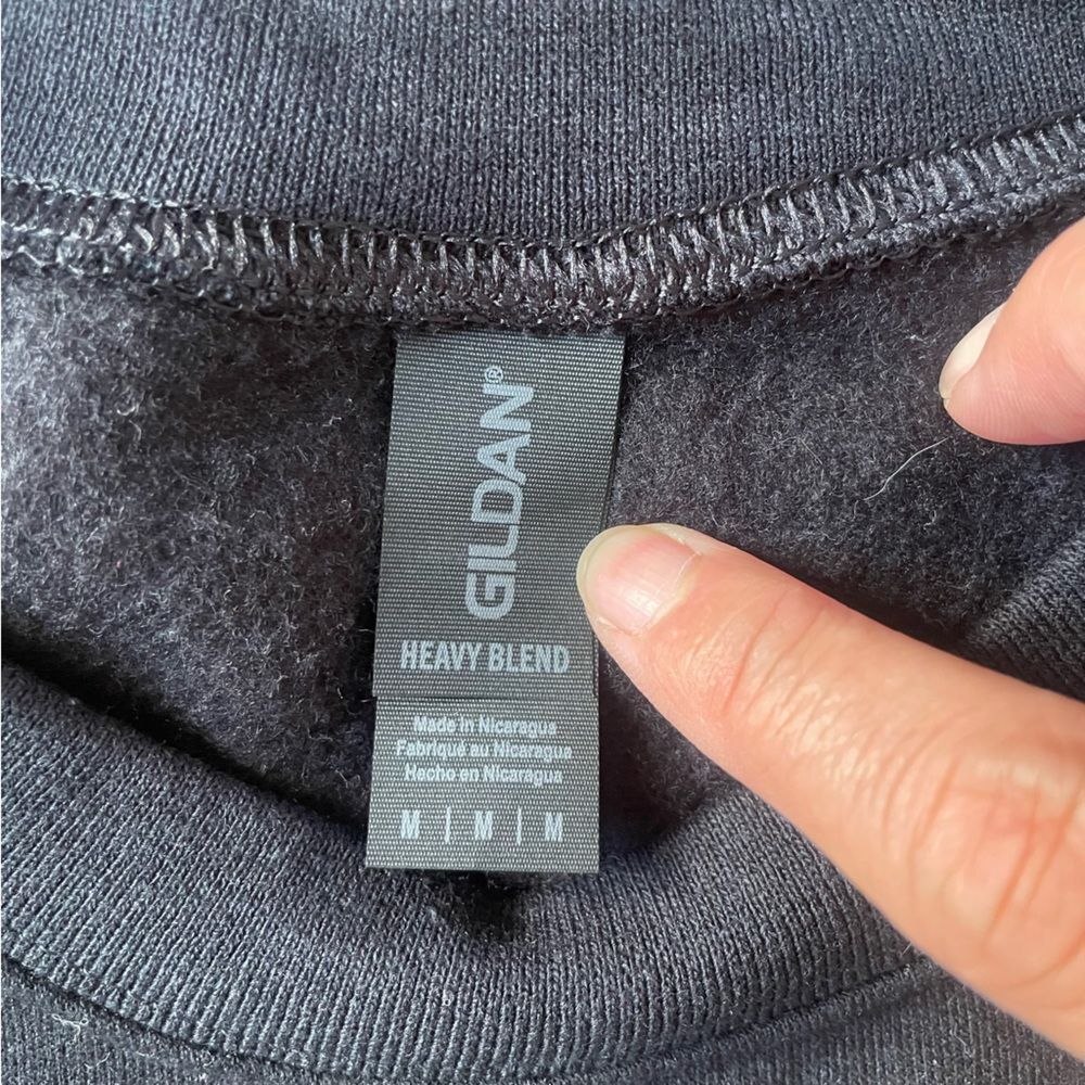 Fourth Wing Basgiath War College Unisex Sweatshirt | Size M - Picture 6 of 7